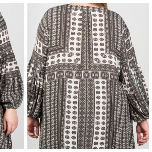 HOST PICK Size 1X, 2X Women's Tunic! - Picture 6 of 7